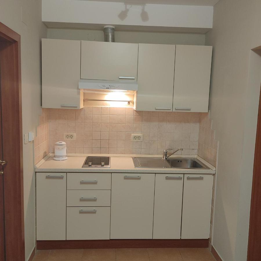 Apartments Villa Cizmic Baška Voda Esterno foto