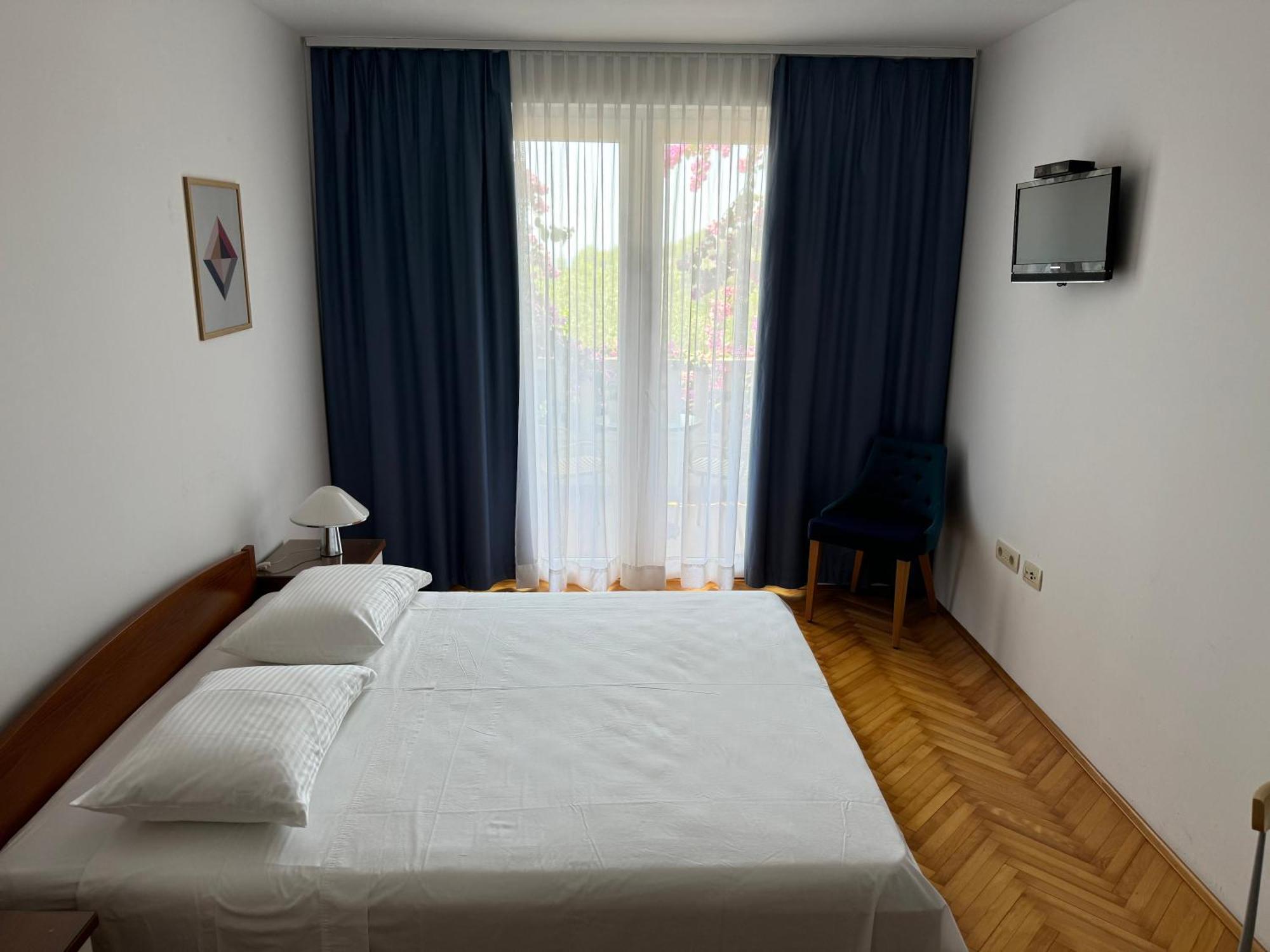 Apartments Villa Cizmic Baška Voda Esterno foto