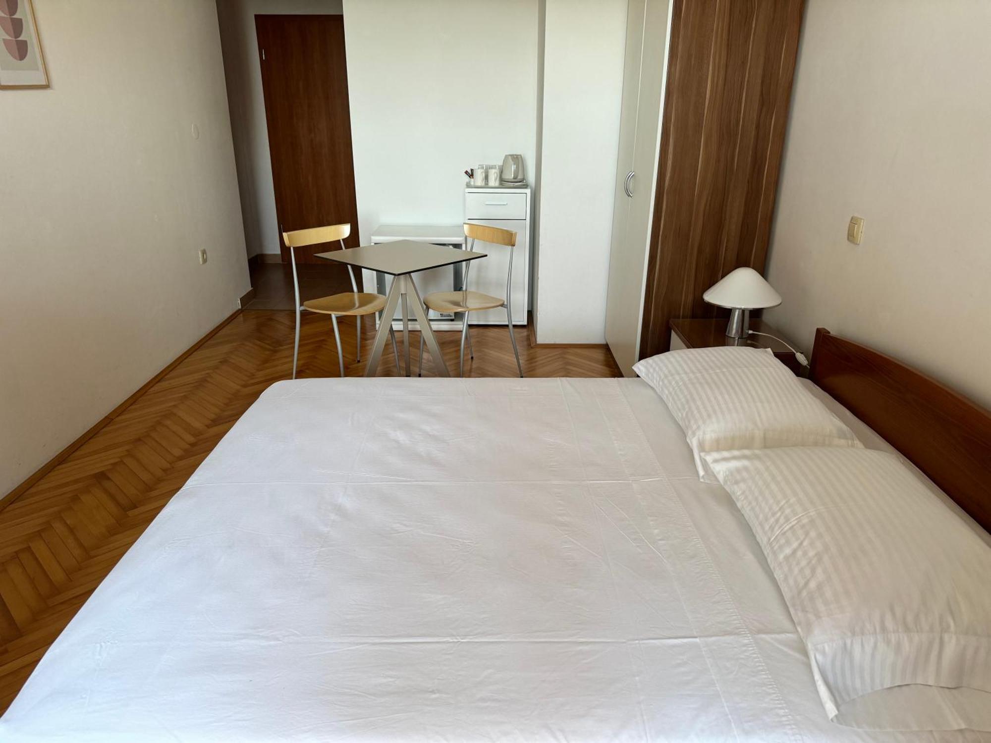Apartments Villa Cizmic Baška Voda Esterno foto